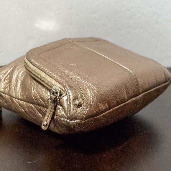 Women's Small Crossbody Bag With Organizer Metallic Gold TIGNANELLO Purse - Picture 5 of 11